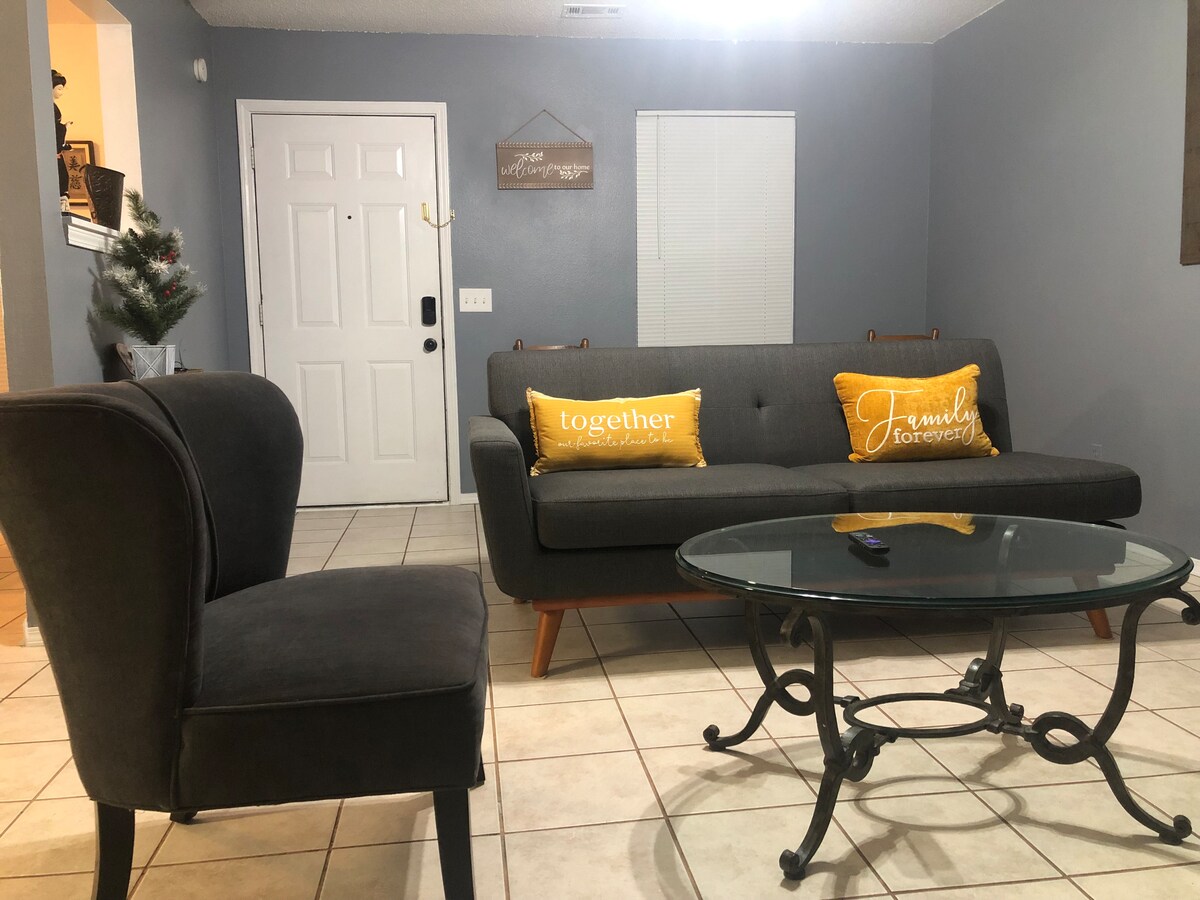 Cozy Downtown Bentonville Home Houses for Rent in Bentonville, Arkansas, United States Airbnb