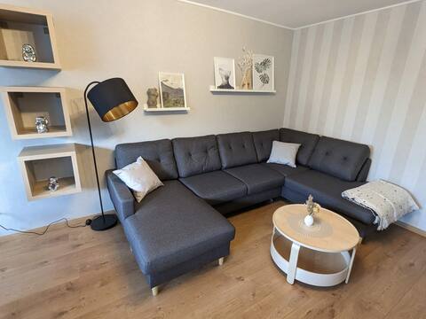 6 persons | near train station & city center
