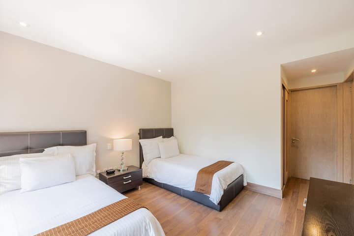 غرفة النوم الثانوية/غرفة النوم الثانوية