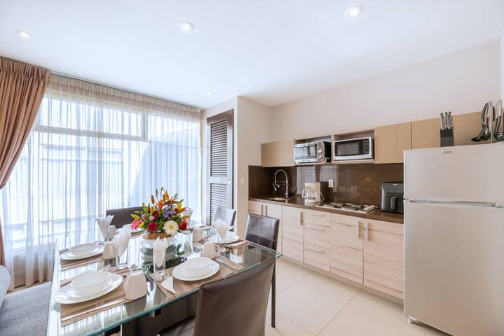 Modern 2BR Apt. | Balcony | Roof Garden | Polanco gallery image 3