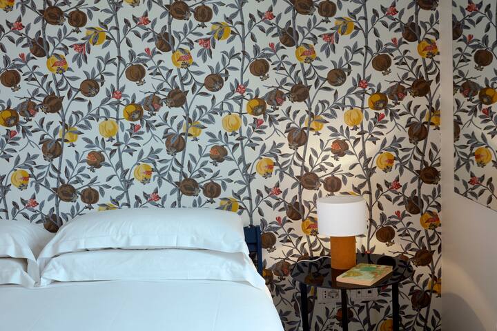 Large Apartment near Navona Square gallery image 3