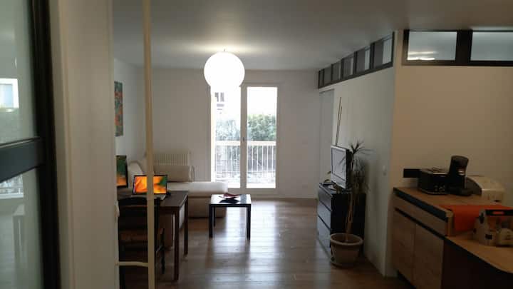 Bel Appartement Près De La Seine - Bois-Colombes
