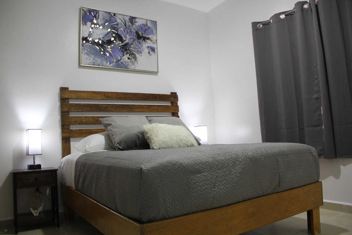 Spavaća soba 2Queen Krevet