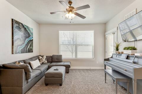 Wi-Fi/Pet Friendly/Garage/No Stairs
