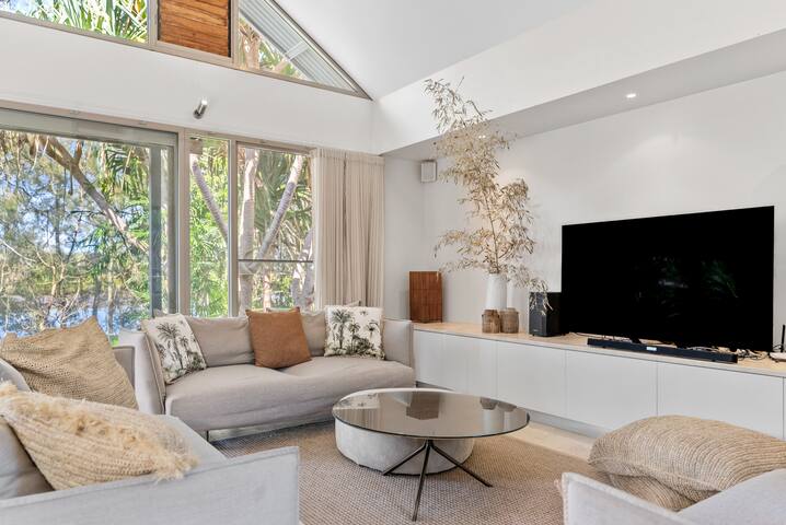 Belongil Beach Pavilion House gallery image 4