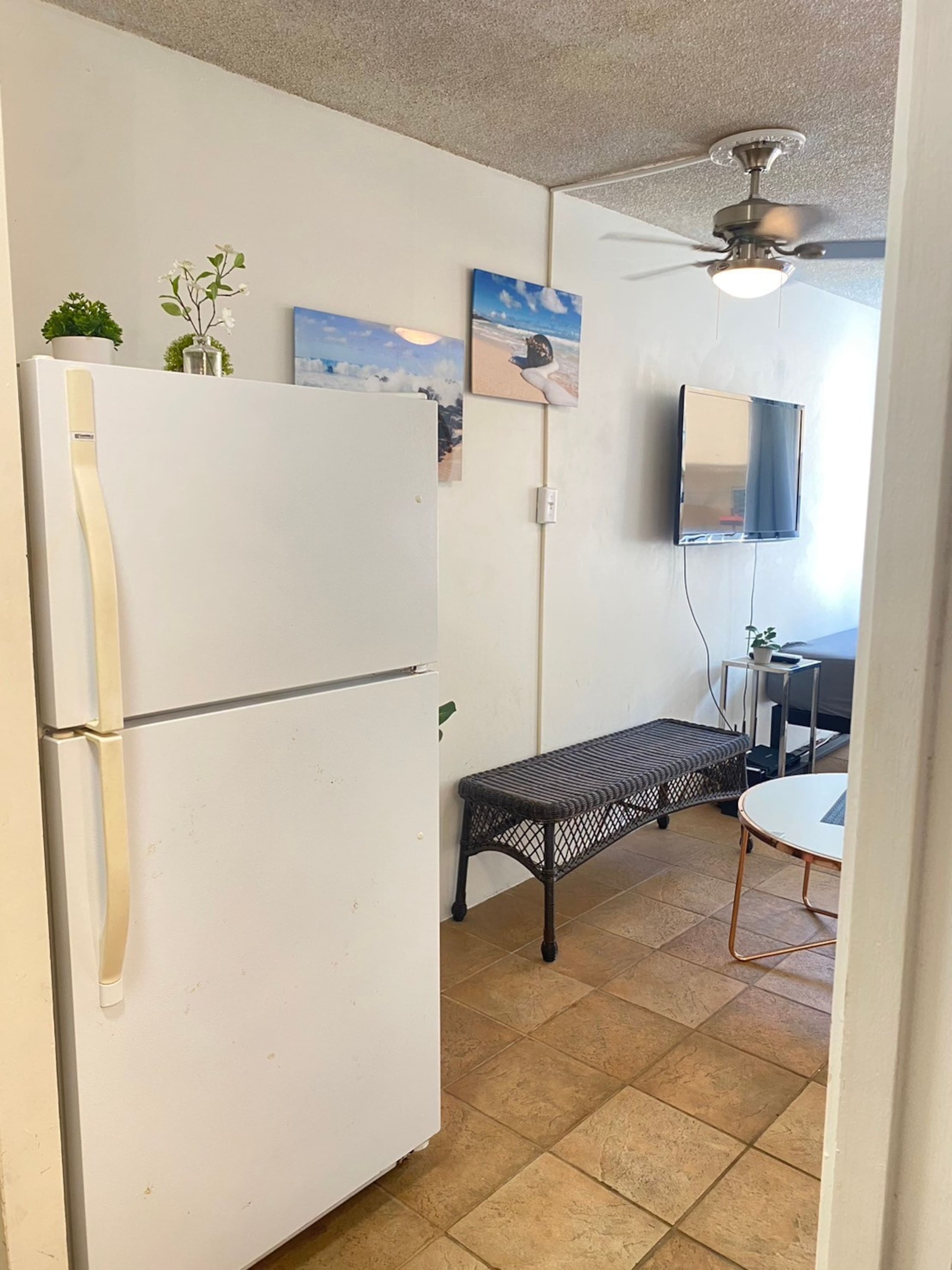 Condo in Honolulu · ★4.4 · Studio · 1 bed · 1 private bath - Image 12