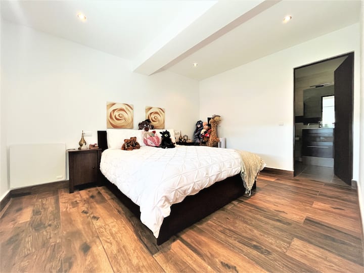 Bedroom #2