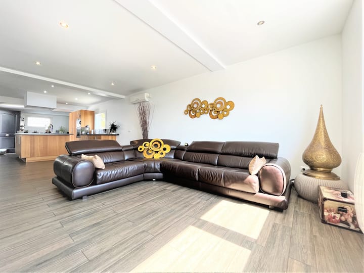 TV Area