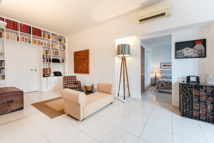 Un Posto Al Centro by Casa Napoletana-Piazza Dante gallery image 2