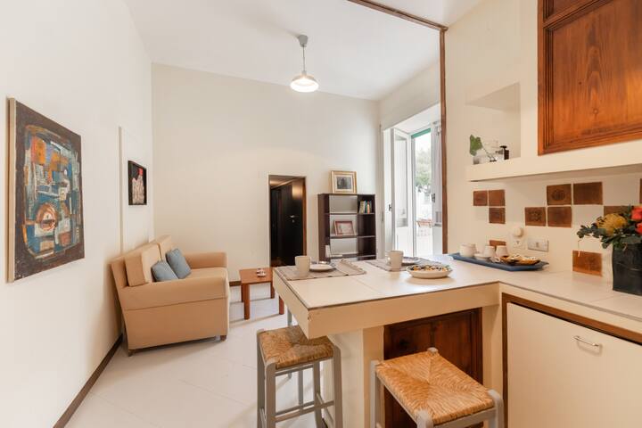 Un Posto Al Centro by Casa Napoletana-Piazza Dante gallery image 3