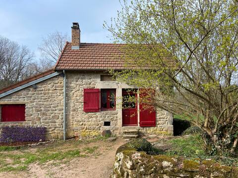 Les Brizards, Morvan, Poet's House