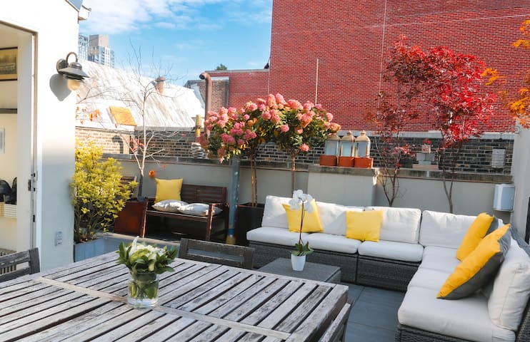 Private Roof Terrace and Empire State Views
