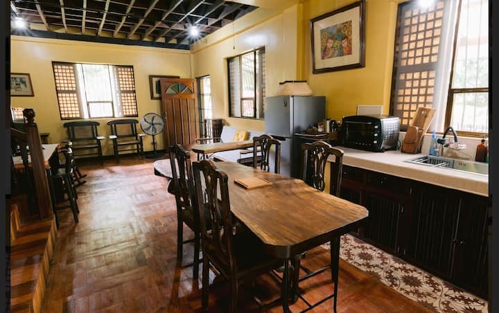 Attic Apartment - Vigan