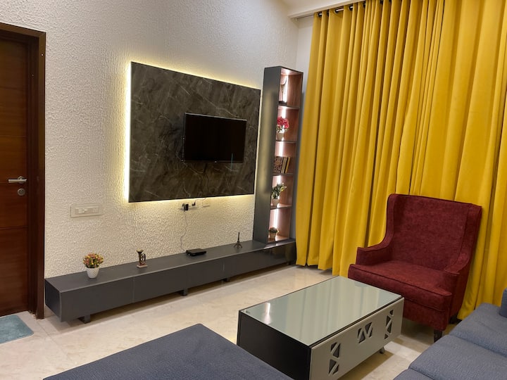 Living room image 1