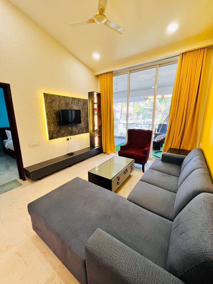 Living room image 3