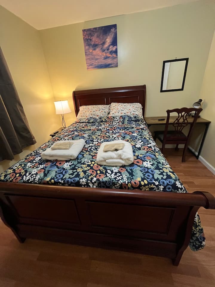 Cool RM 103,Close to NYC, EWR Airport,Penn Station Houses for Rent in