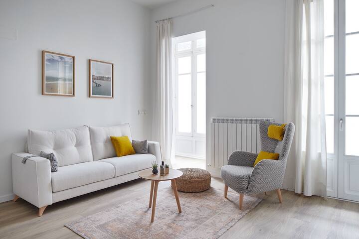 NEW City Center apartment gallery image 3