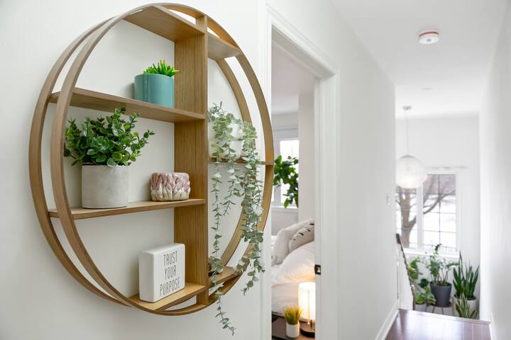 Spacious monthly stays. Your home away from home gallery image 2