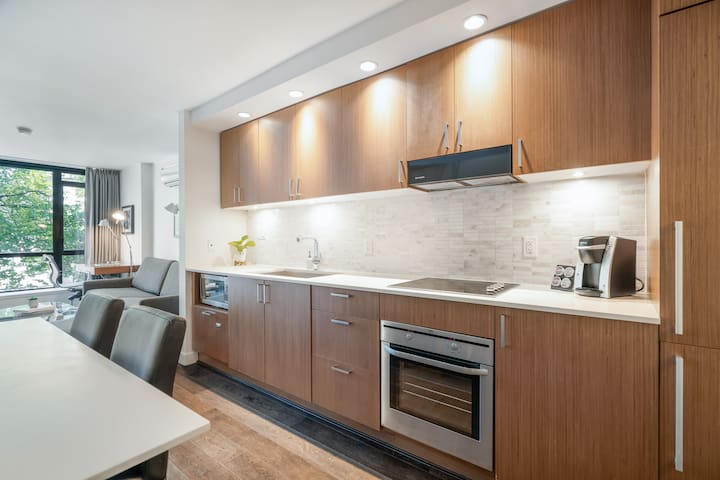 Level Vancouver Yaletown managed Airbnb listing 2
