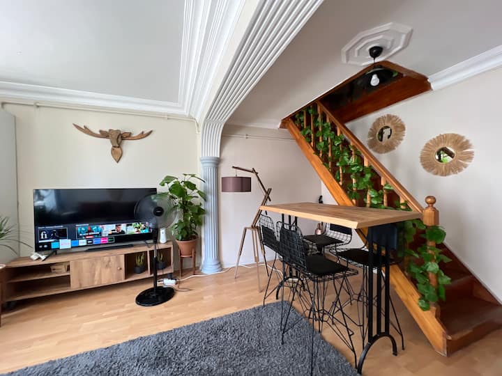 4 rooms with giant terrace in Nişantaşı, 2 living rooms duplex