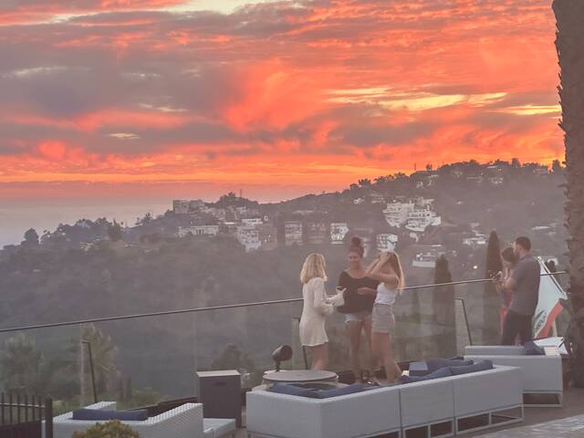 Lux View Estate, Pool Tennis Pickle Gym Sauna Spa+ gallery image 2