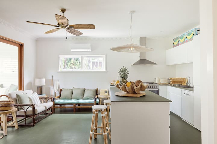 The Sunset Bungalow, Brunswick Heads