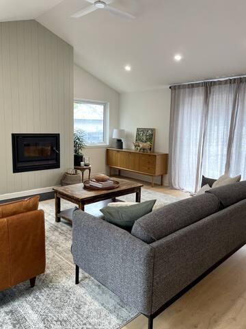 Red Hill Trail Cottage gallery image 3