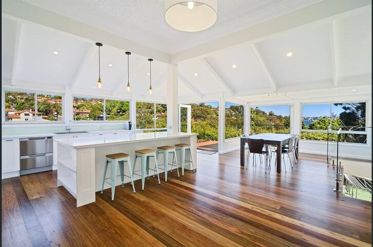Beach House just above Sirius Cove Mosman. gallery image 2