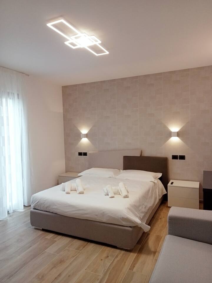 KAMERA 1