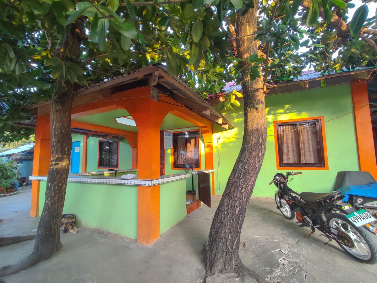 Transient house w/ 3ac rooms 20pax Patar beach Houses for Rent in