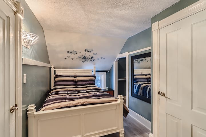 საძინებელი 1