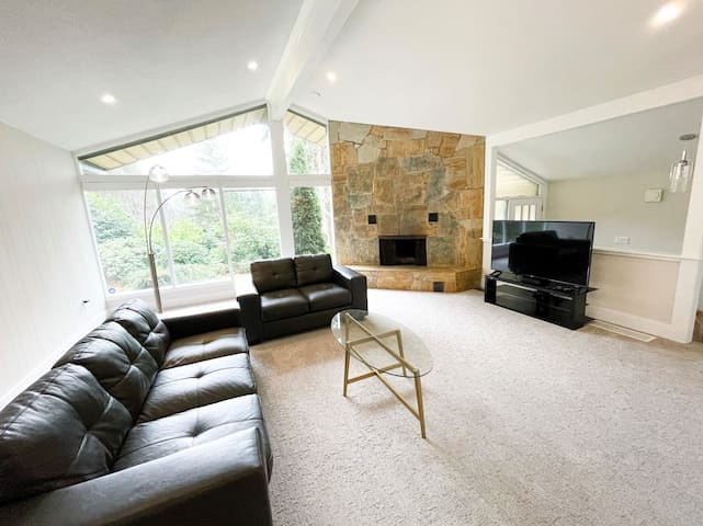 Escape to Spring Gate, A Private Garden Estate