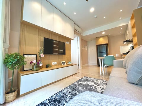 New Blissful 1 BR Landmark Residence | Paskal 23