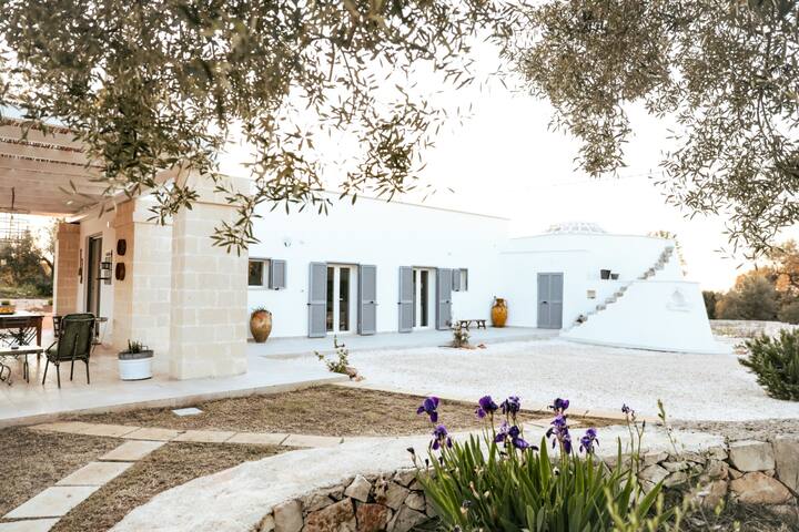 Trullo Mamas, Ostuni. Vista mare, piscina e wifi gallery image 3