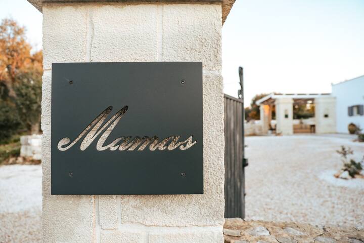 Trullo Mamas, Ostuni. Vista mare, piscina e wifi gallery image 2