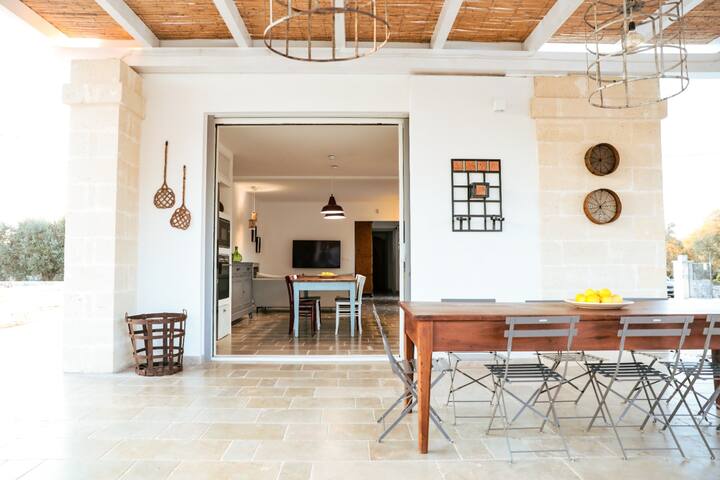 Trullo Mamas, Ostuni. Vista mare, piscina e wifi gallery image 5