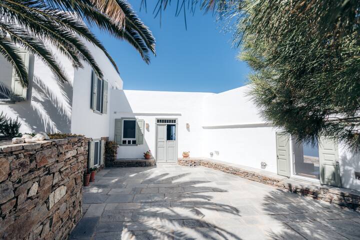 Villa Anatoli Unique Location Amazing Views gallery image 3