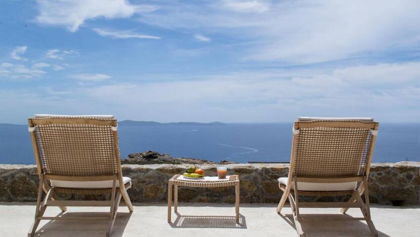 Ilia Villa- White Rock Suites & Villas gallery image 3