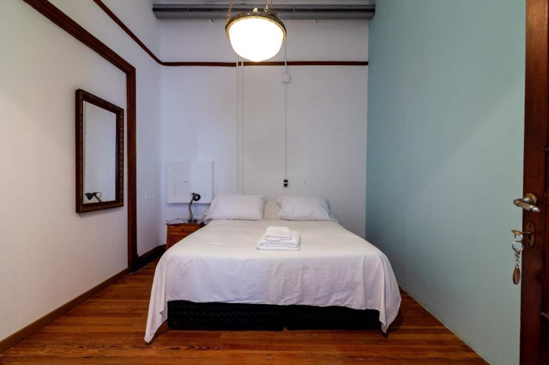 Private double room in Maison 7