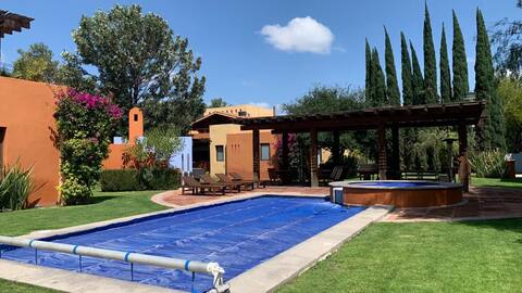 Preciosa Villa en Golf Balvanera