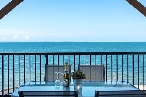 * Bay Vista * Two Bedroom Waterfront Apartment