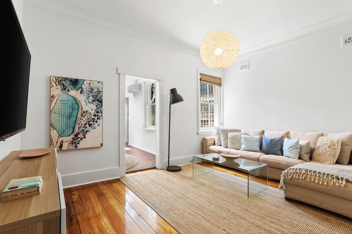 Spacious Bondi home in a fantastic location!