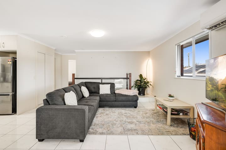 Perfect Cdb & Parkland Fringe! - Toowoomba