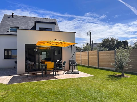 Vacation home 200m from Aber Benoît *