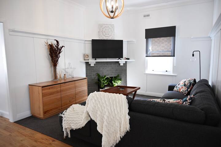 Stylish Home In Horsham - Horsham