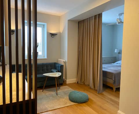 Popular Airbnb listing: Stylish Apartment - Stare Bielany in Bielany