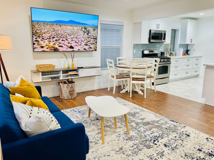 Beautiful & Quiet Home • 10 min to Beach