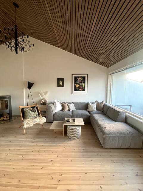 Popular Airbnb listing: Modern terraced house in Stavanger in Hillevåg