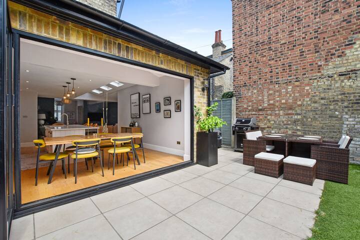 Modern 4 bedroom house in Islington gallery image 3
