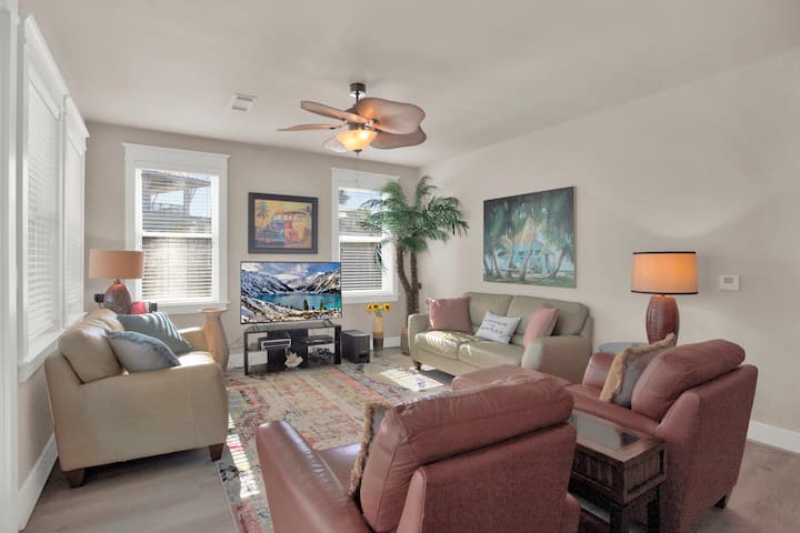 Gigi's Casita -Peaceful 3bd Beachfront @Pointewest - Jamaica Beach, TX